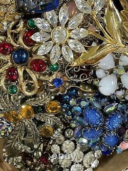 117 Piece Brooch Pin Lot Rhinestone Vintage Jewelry Many Signed Trifari Etc