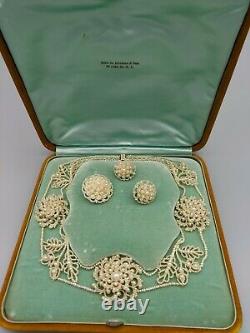1800s Georgian Woven Natural Seed Pearl Parure Necklace, Earrings, Brooch