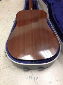1975 Vintage Martin D-18 Guitar original case signed by Merle Haggard bluegrass