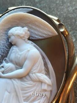 Amazing Antique Gold Shell Cameo Brooch Of Greek Goddess Hebe Signed Carnesecchi