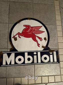 Antique style vintage look Mobiloil Pegasus dealer sales service Lollipop Sign Antique style vintage look Mobiloil Pegasus dealer sales service Lollipop Sign