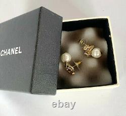 Authentic Chanel CC Logo Pearl Earrings Gold Tone Studs Vintage