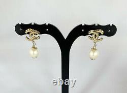 Authentic Chanel CC Logo Pearl Earrings Gold Tone Studs Vintage
