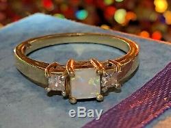 Estate Vintage 14k Yellow Gold Genuine Opal & Diamond Ring Designer Signed Obn