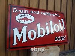 Mobiloil porcelain sign advertising vintage gasoline 26 oil gas USA Gargoyle