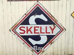 ORIGINAL VinTaGE SKELLY PORCELAIN Gas Oil SERVICE STATION Pump SIGN Large OLD