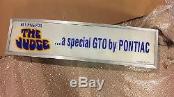 Pontiac GTO Lighted Sign / Vintage Original 1969