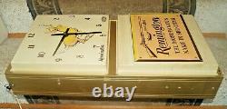 RARITY Vintage 1950s 60s Remington Hunting Gun Advertising Lighted Clock Sign