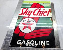 TEXACO SKY CHIEF 18 GENUINE VINTAGE FLT Gas Pump Service Station Porcelain Sign