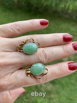 VINTAGE ANTIQUE LARGE JADE 14K GOLD SCREW BACK STUD EARRINGS Signed CJ