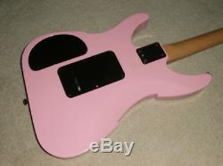 VNTG PINK PEAVEY VANDENBERG GUITAR 0000256 signed on the back SHOEMAKER