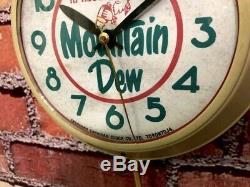VTG 50's INGRAHAM STORE ADVERTISING MOUNTAIN DEW SODA OLD DINER-WALL-CLOCK SIGN