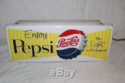 Vintage 1950's Pepsi Cola Soda Pop Bottle Cap Gas Station 16 Metal Lighted Sign