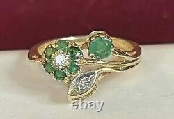 Vintage Estate 14k Gold Natural Greem Emerald & Diamond Ring Flowers Signed