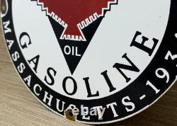 Vintage Independent Motor Oil Porcelain Sign General Motors Quincy Gas Station