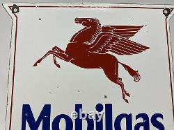 Vintage Mobilgas Porcelain Sign Gasoline Station Pump Plate Motor Oil Pegasus