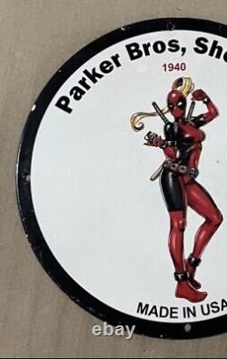 Vintage Parker Bros Shotgun Lady Deadpool Pinup Girl Porcelain Gas Oil Ammo Sign