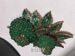 Vintage Signed Ciner Gold Tone Green Enamel & Crystal Flower Pin Brooch