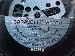 Vintage Stainless Bulova Caravelle N5 Devil Diver 666 4X Signed Gradient Dial