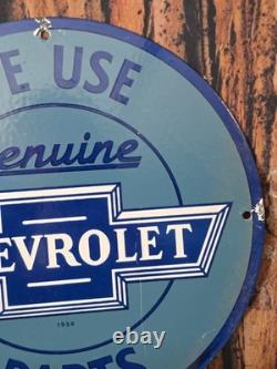 Vintage We Use Genuine Chevrolet Parts Porcelain Sign 12 In Diameter- Nice