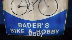 Vintage ca 1960's-1970's Schwinn Bicycles LARGE Light Up 6' X 5' Dealer Sign