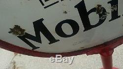 Vintage mobil gargoyle oil curb sign