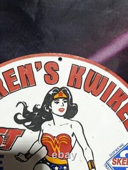 Vtg Wonder Woman Karen's Kwikee Skelly Lube Porcelain Gas Oil Sign Marvel Comic